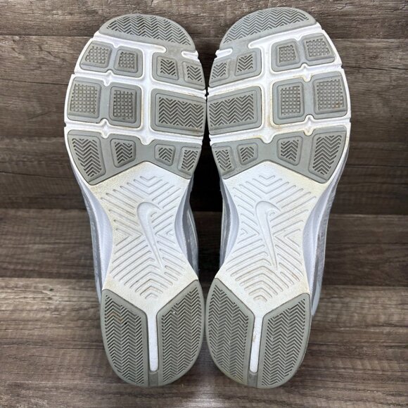 Nike Training In Season TR4 Gray Womens US Size 9 653543-003 Running Shoes - Picture 8 of 9